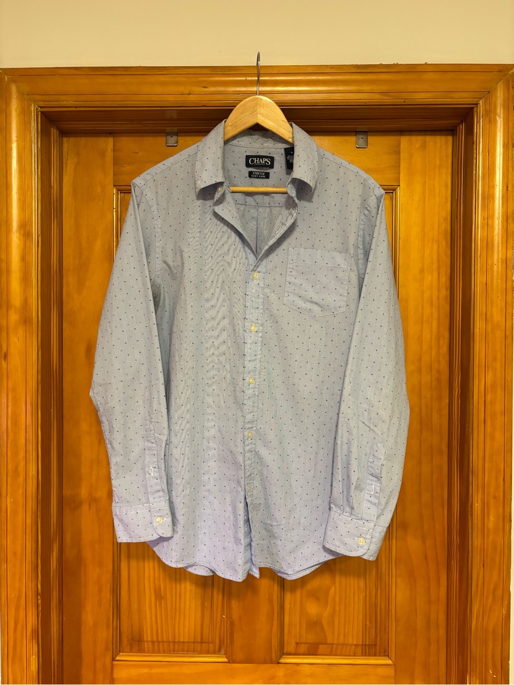 Chaps Men's Light Blue Microdot Long-Sleeve Button-Down Shirt